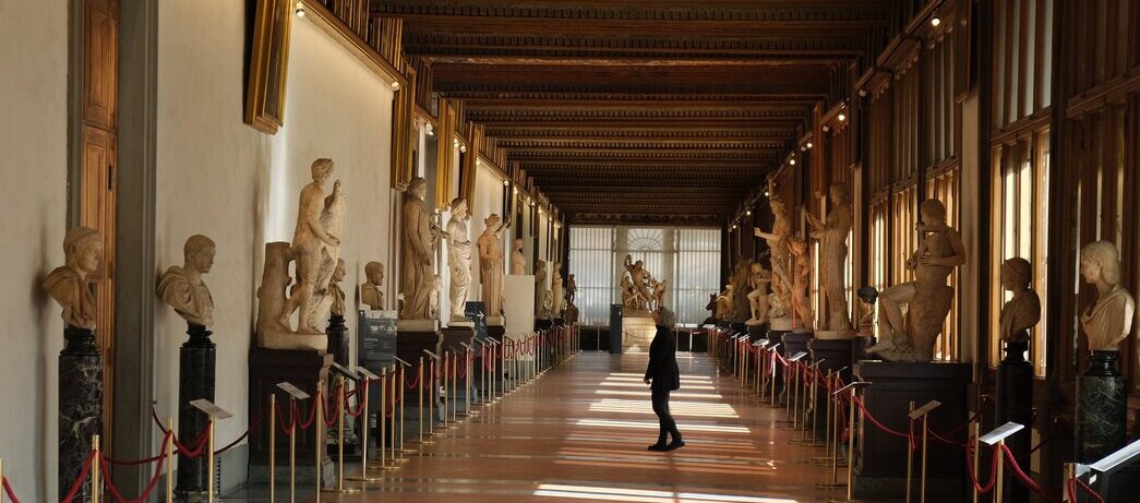 Inside the Uffizi (Cinema Kubrick)